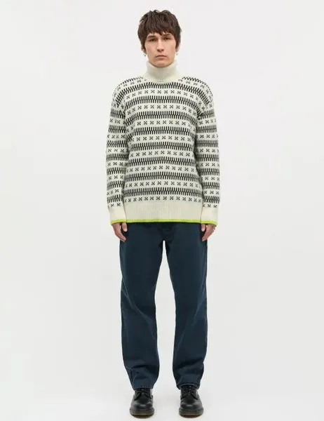 Lambswool Gustav Iceland Turtle Knit Sweater Seedpearl