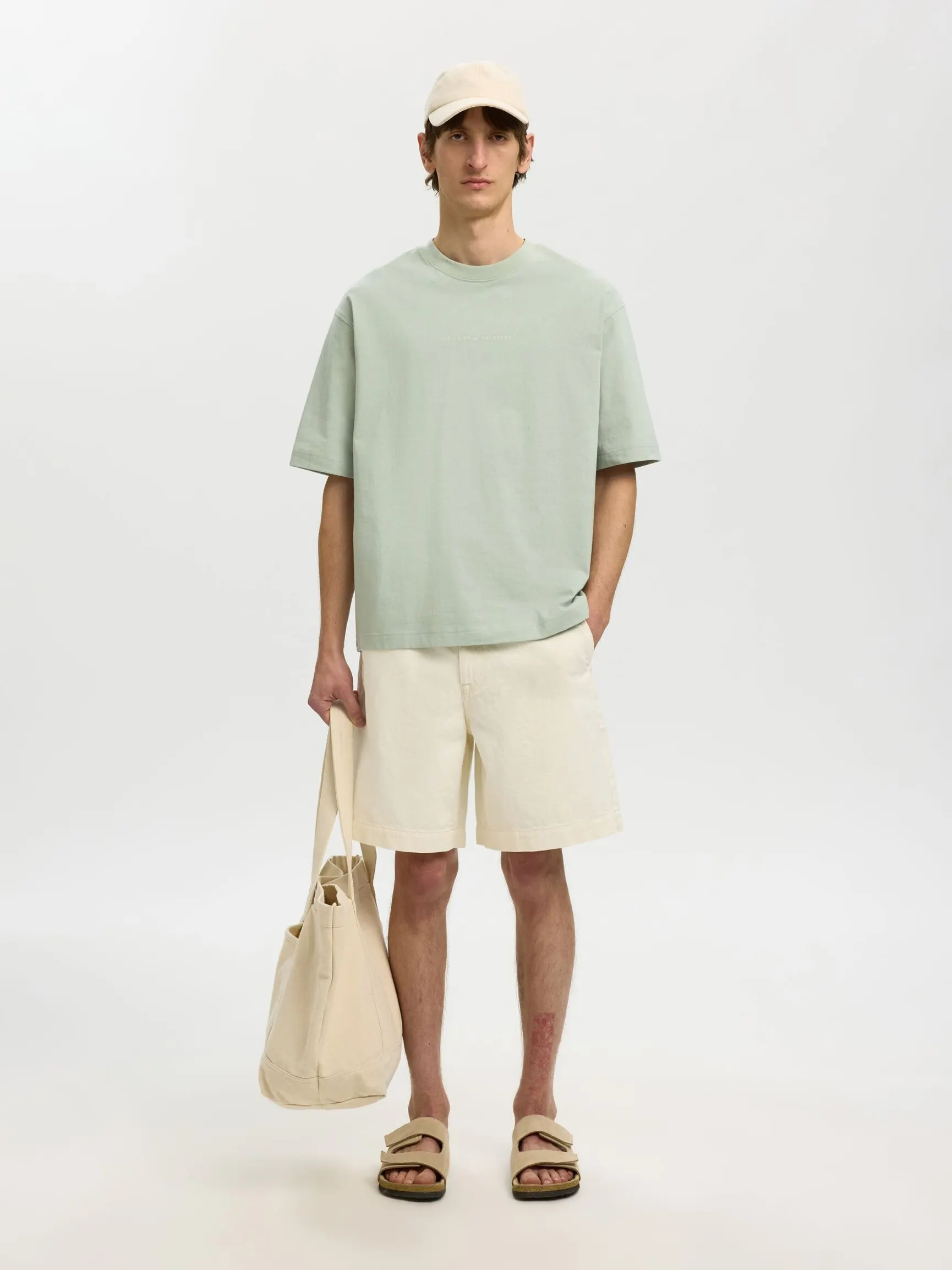 RELAXED FIT T-SKJORTE
