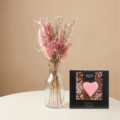 Brievenbus | Droogbloemen met chocolade