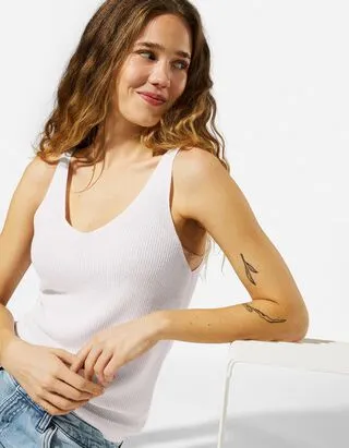 Top in maglia - Scollo a V - bianco