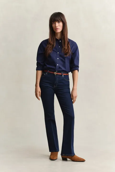 Slim fit flare jeans med stretch