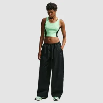 Nike Womens Sportswear Low-Rise Utility Pant