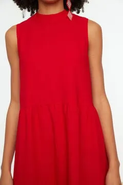 Vestido midi recto sin mangas