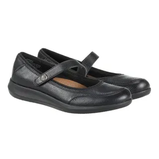 Baretraps Women's Casual Shoe