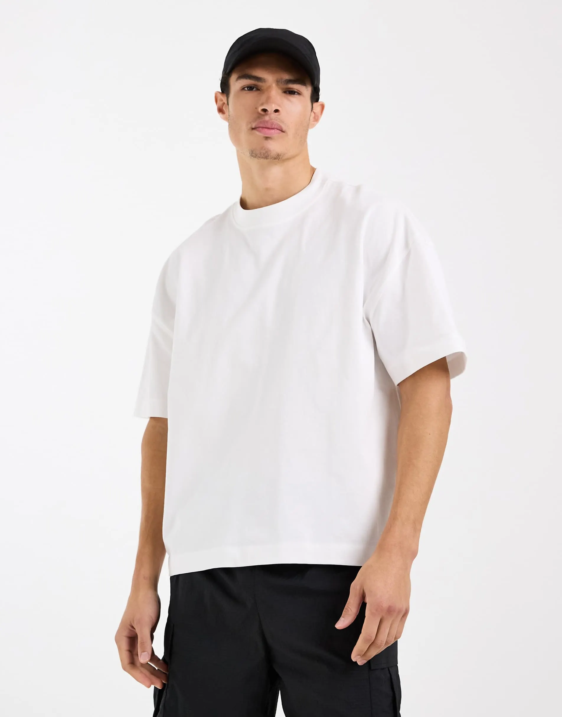 4505 heavyweight cotton boxy oversized drop shoulder t-shirt with quick dry finish in white