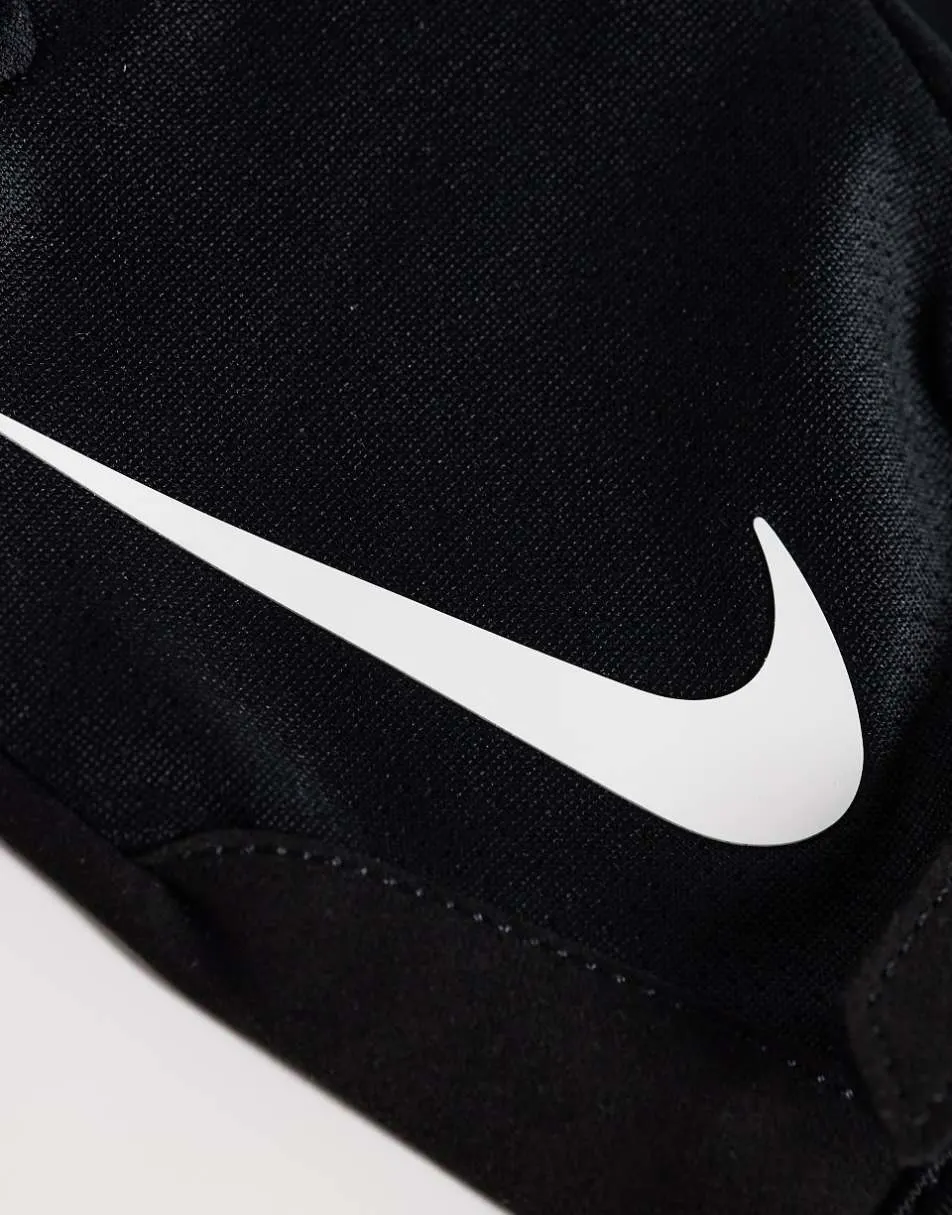 Nike M Gym Essential Ftg 2.0 in black and white