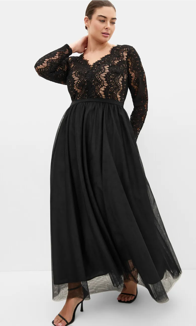 Rare Beauty Lace Maxi Dress - black