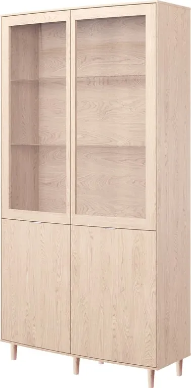 Editions by Skovby vitrineskap 420 100 x 37, H 192 cm, 4-dørs vitrine med lys, hvitoljet eik