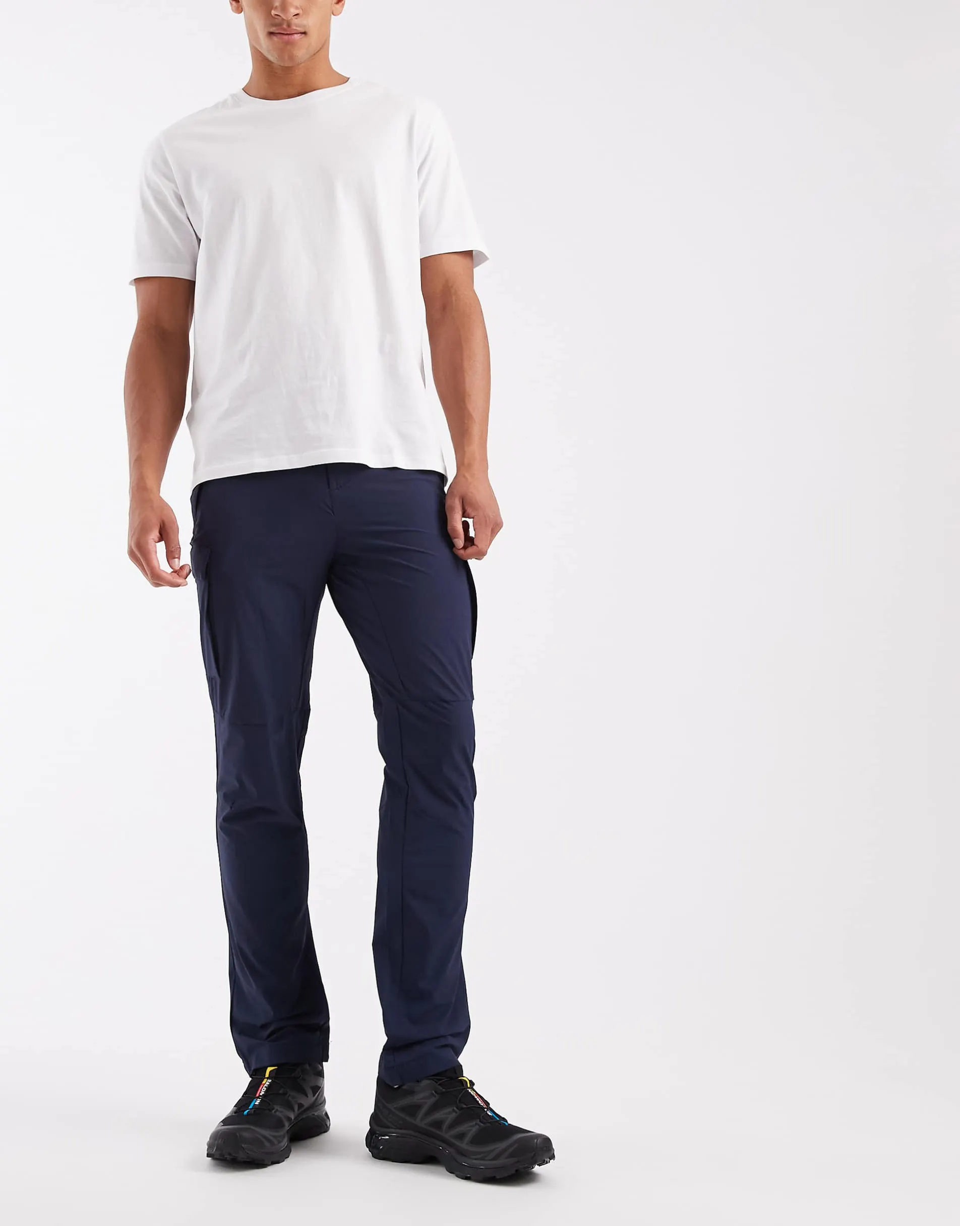 Regatta Anti-insect summer questra cargo trousers in navy