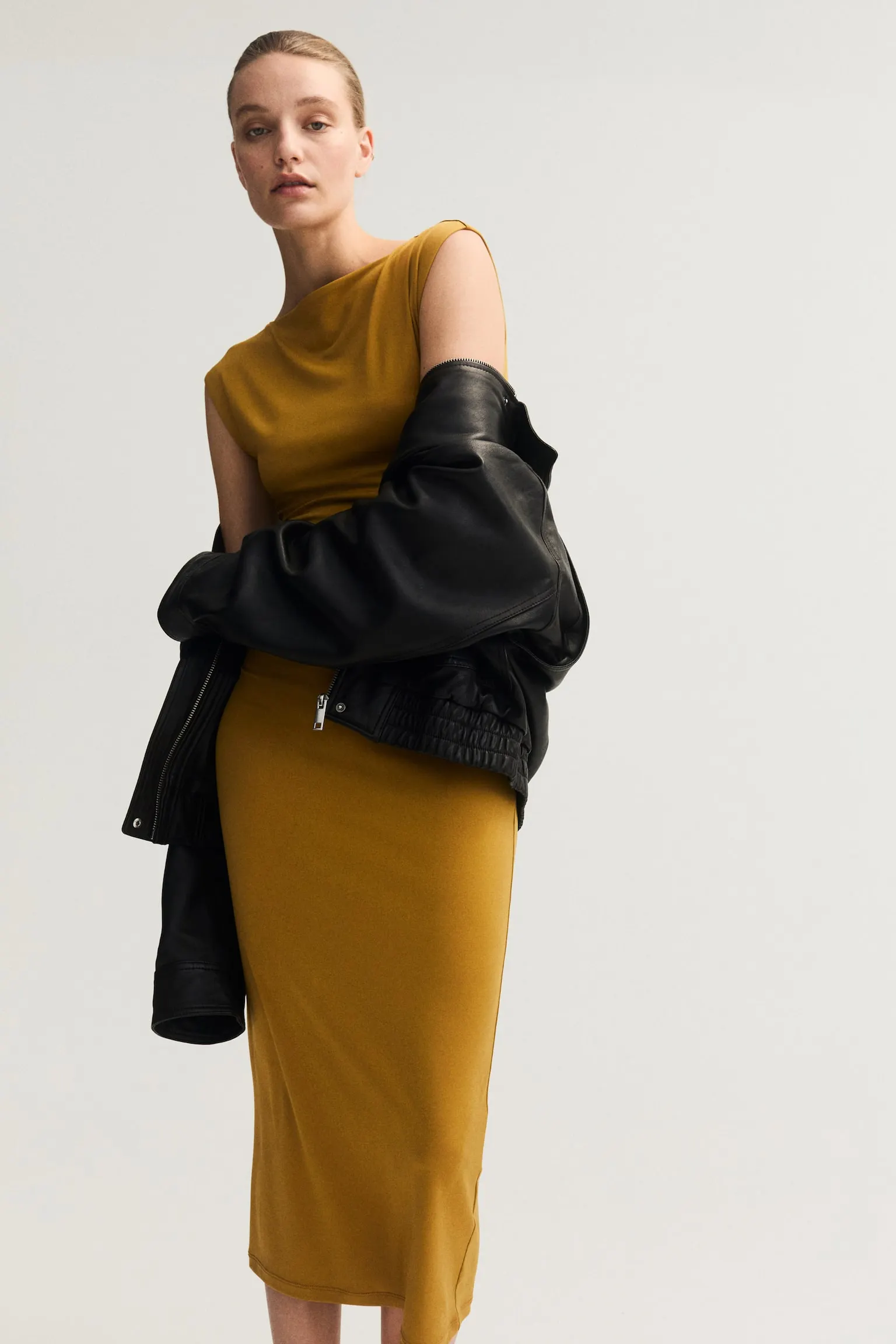 Vestido con mangas japonesas