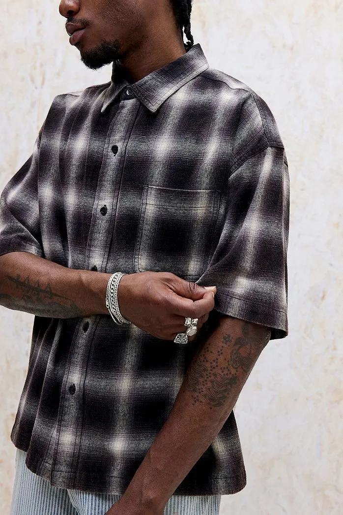Camicia a Maniche Corte BDG Arlo Shadow
