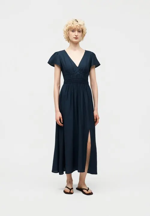 VMNELLIE V NECK DRESS - Kjole - navy blazer