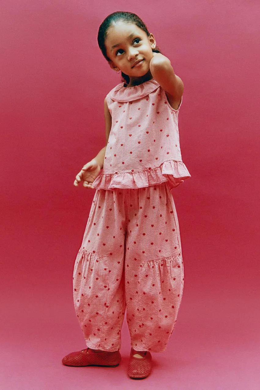 CHECK TOP WITH EMBROIDERED HEARTS