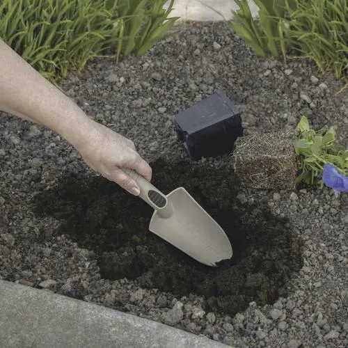 Master Garden® Nylon Hand Trowel