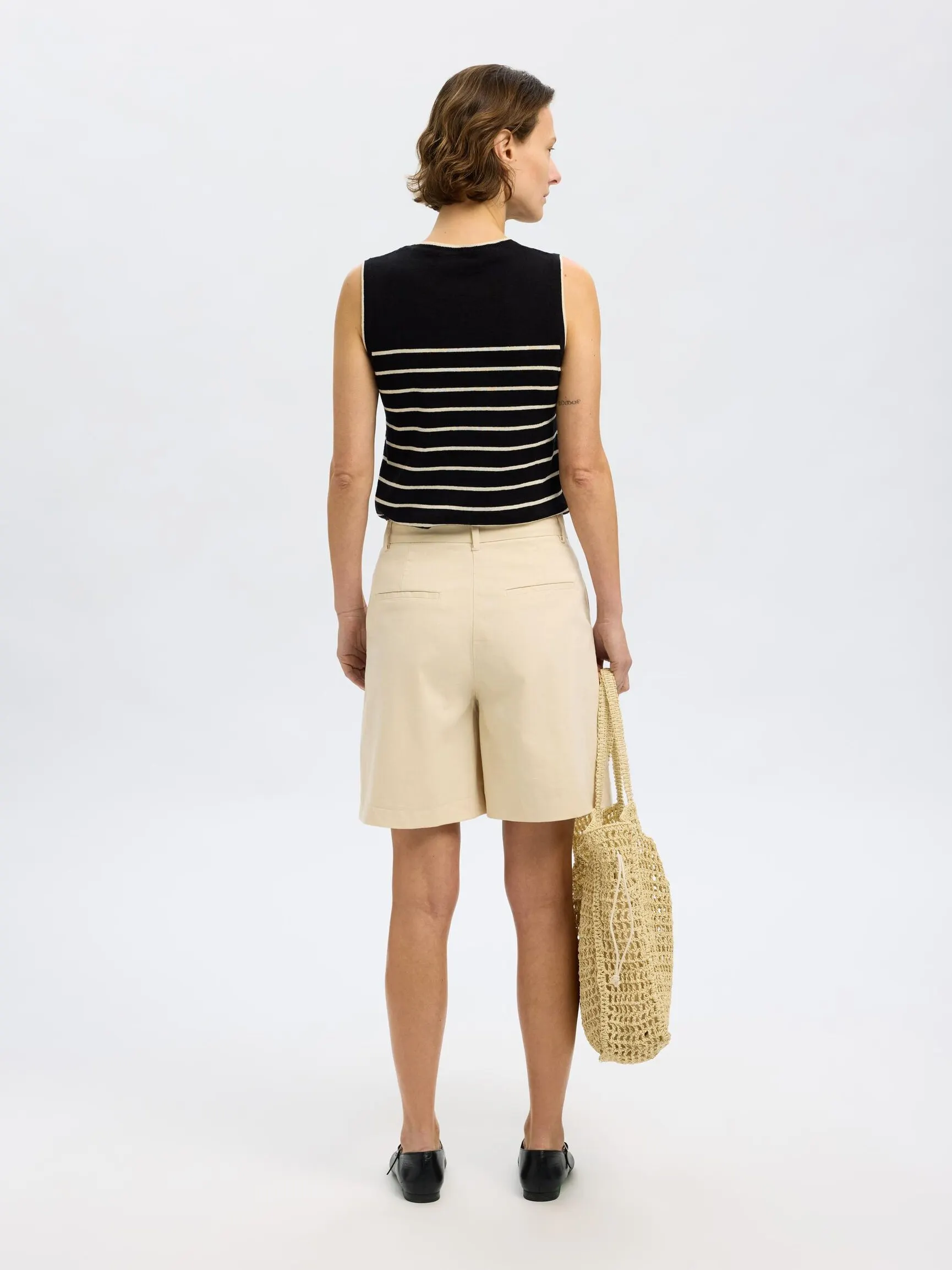 WIDE FIT SHORTS MED HØY MIDJE