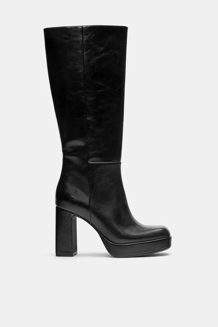 High-heel platform boots