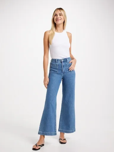 ONLY Victoria High Pocket Flare Jean In Medium Blue