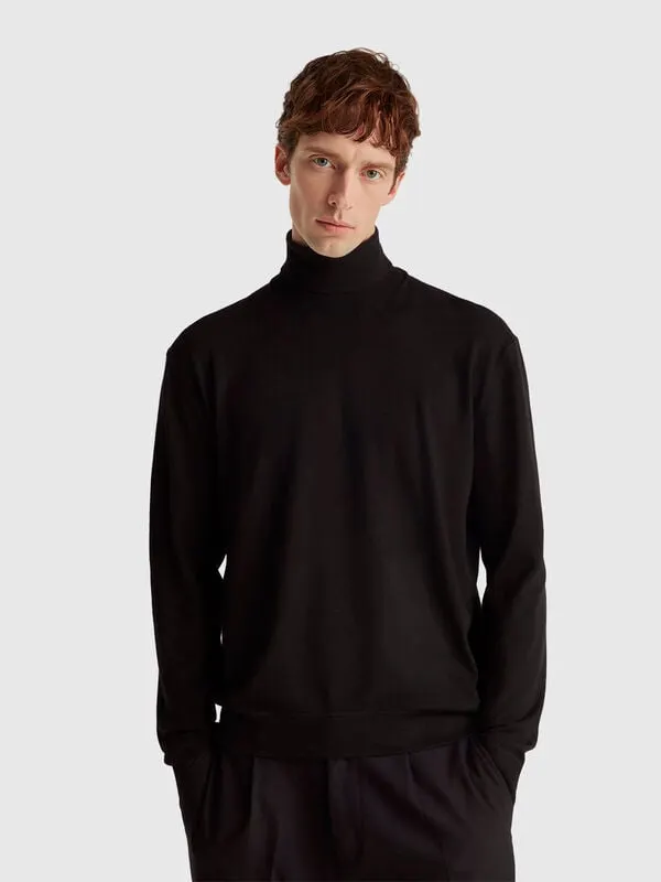 Turtleneck in viscose blend