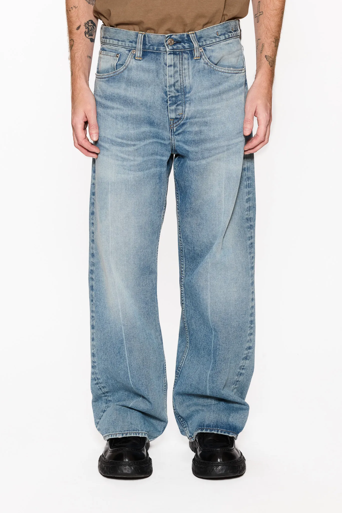 Loose-Fit Jeans