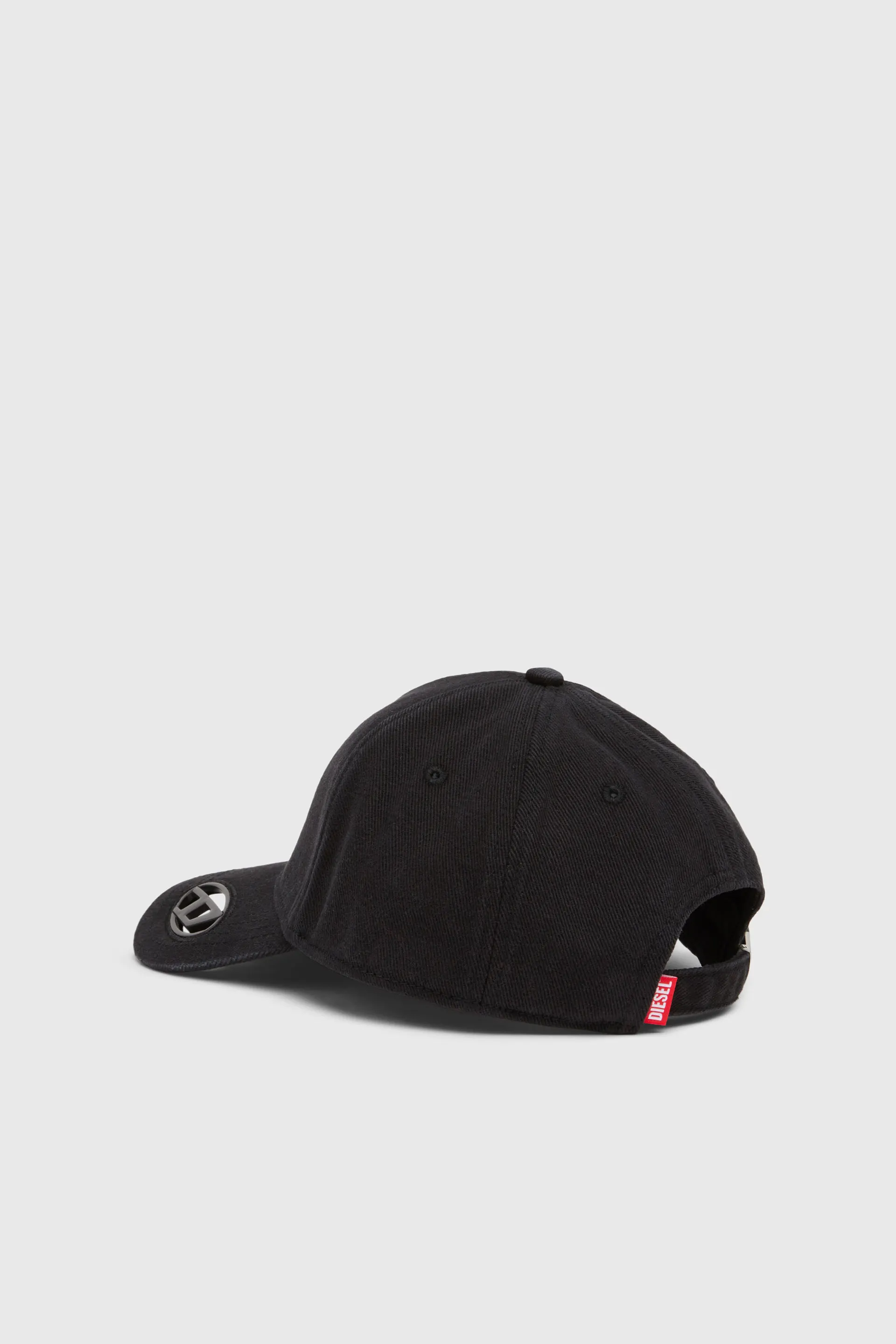 Baseball cap with oval D plaque