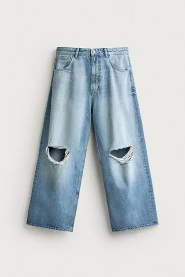 RIPPED BAGGY FIT JEANS