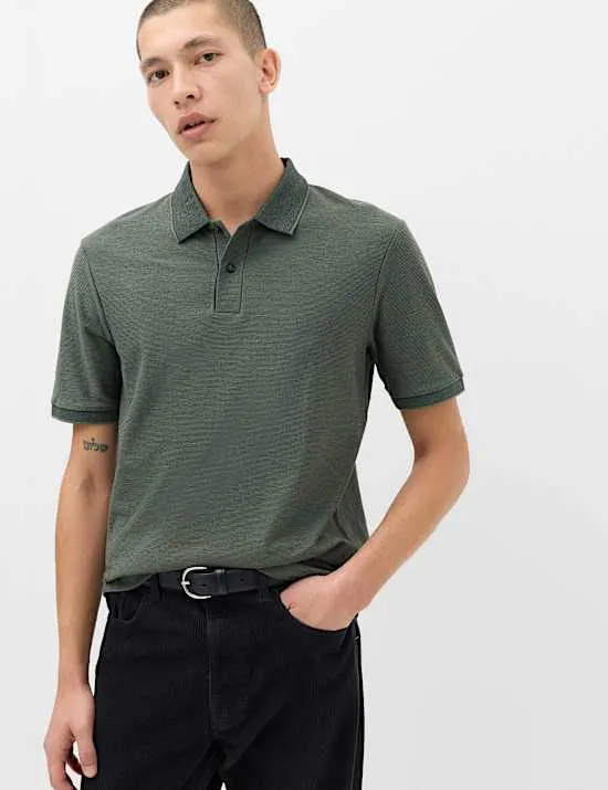 Gestreiftes Kurzarm-Poloshirt mit hohem Baumwollanteil