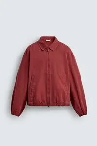 LIGHTWEIGHT WATER-REPELLENT JACKET