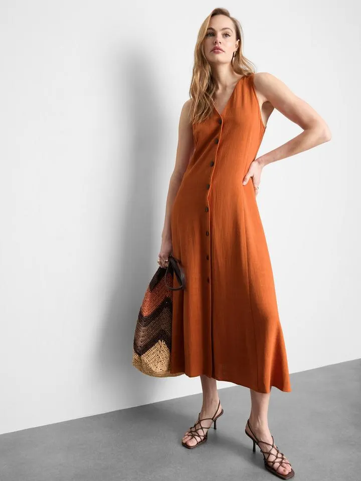 Robe longue boutonnée à col en V