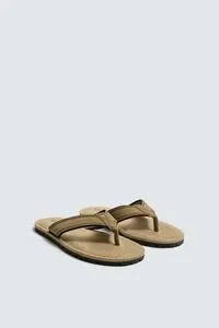 LEATHER STRAPPY SANDALS