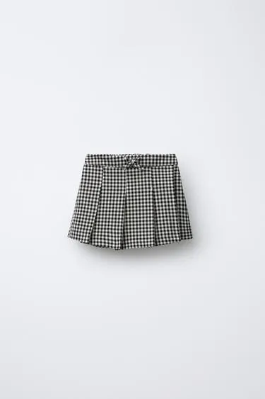 PLEATED CHECK BERMUDA SKIRT