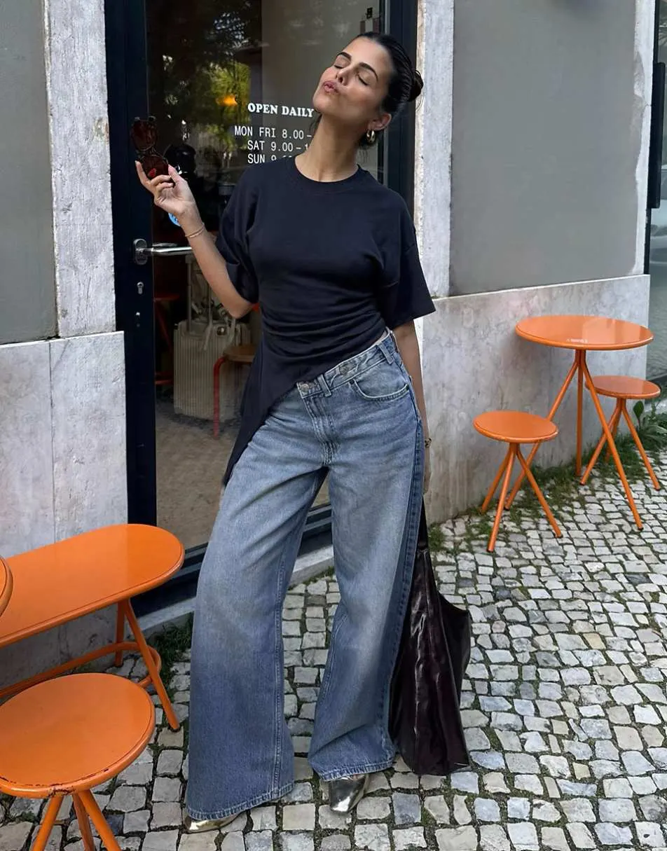 Bershka wide leg jeans in mid blue