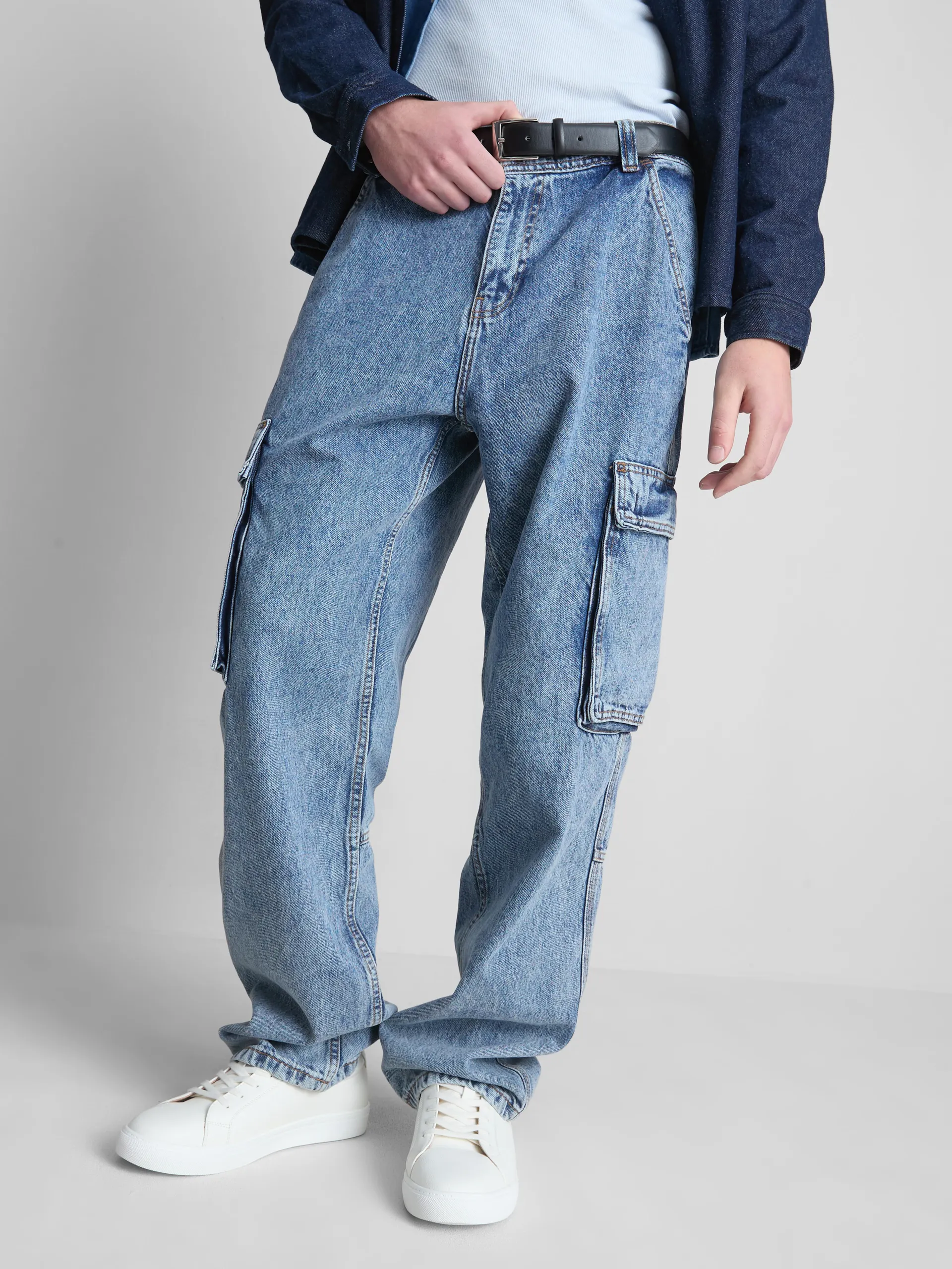 Jean cargo ample à taille mi-haute