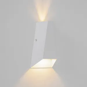 Applique LED design Soria bianco IP20, luce bianco caldo 400 lumen, INSPIRE