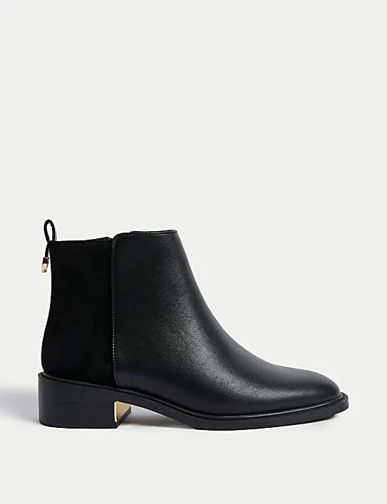 Flache Stiefeletten