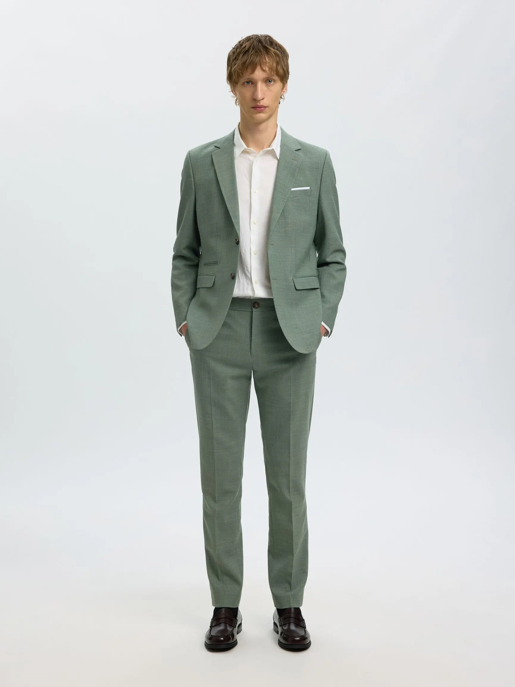 SLIM FIT ENKELTSPENT BLAZER