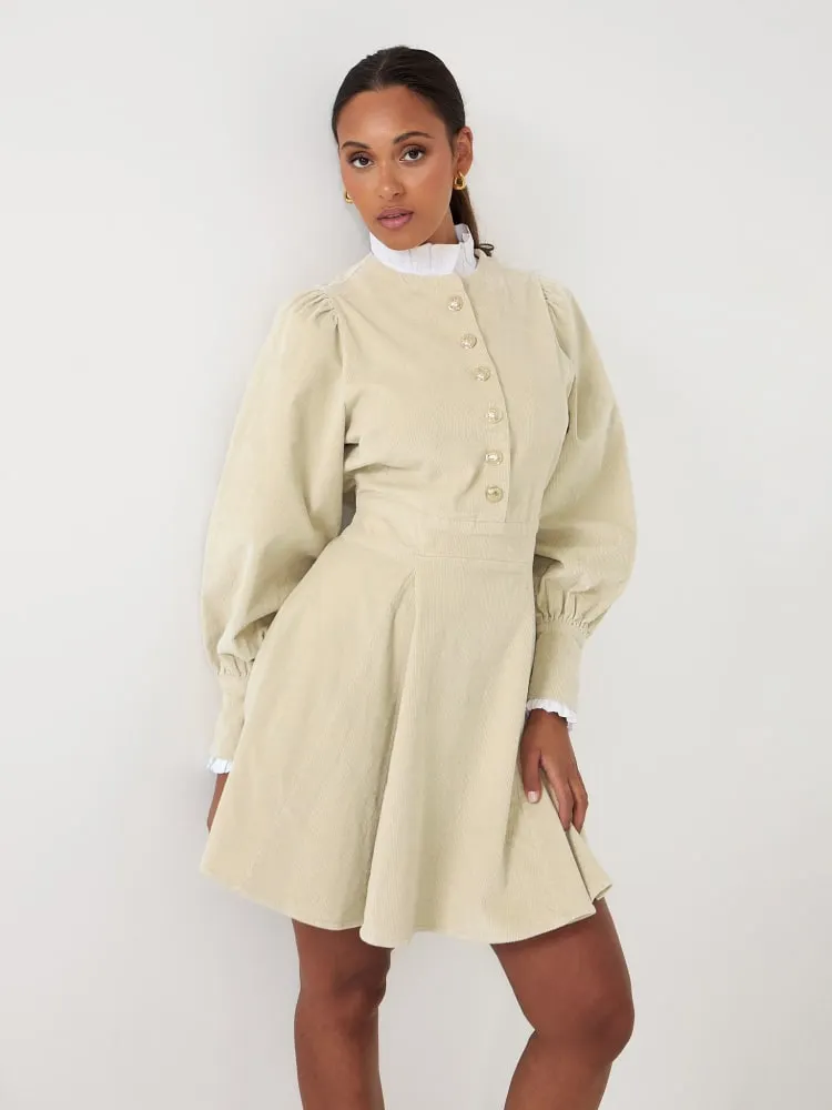 Livunn Cord Dress Creme