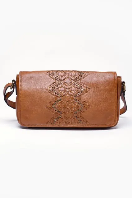 Schoudertas leder met kleine studs - MAE