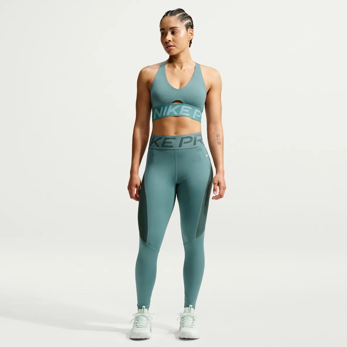 Nike Pro Sculpt