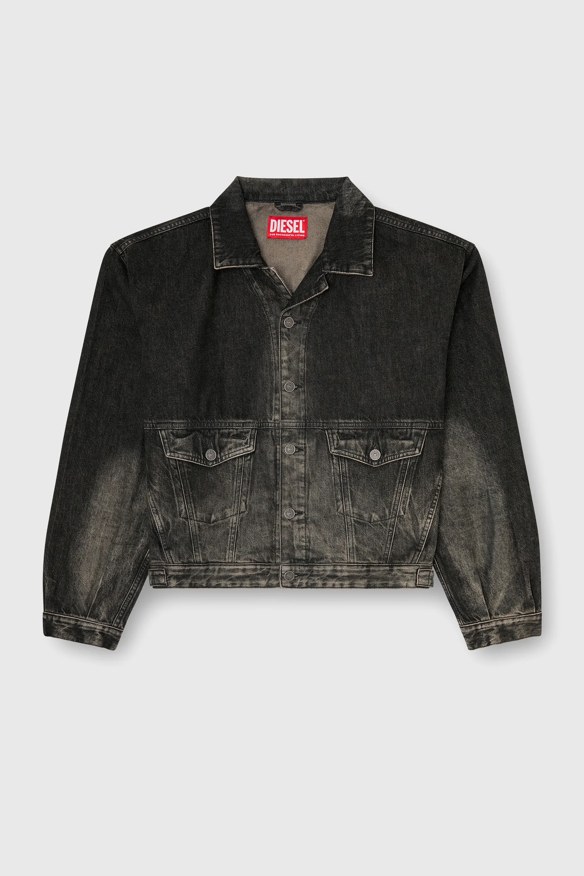 Trucker jacket in dirty-effect denim