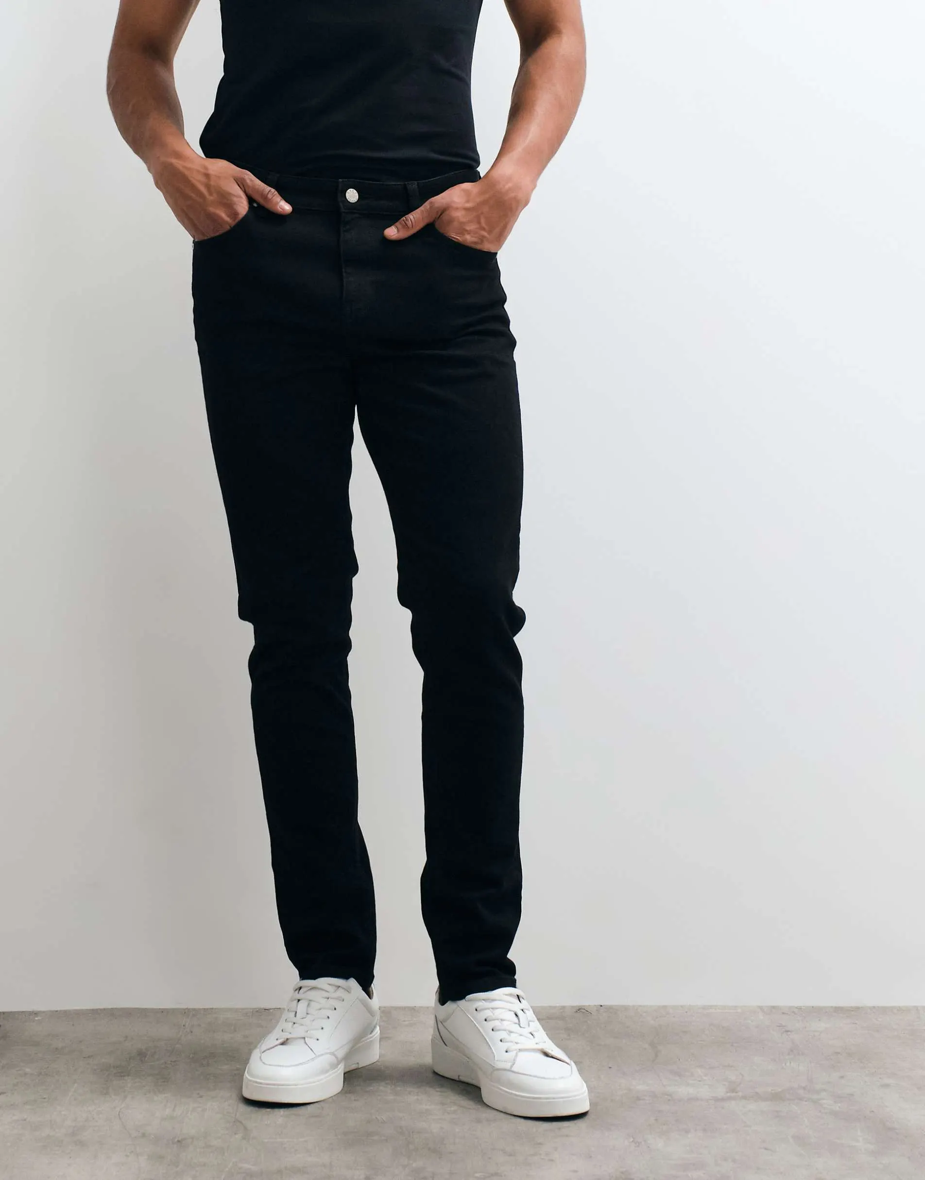 ASOS DESIGN skinny jeans in black