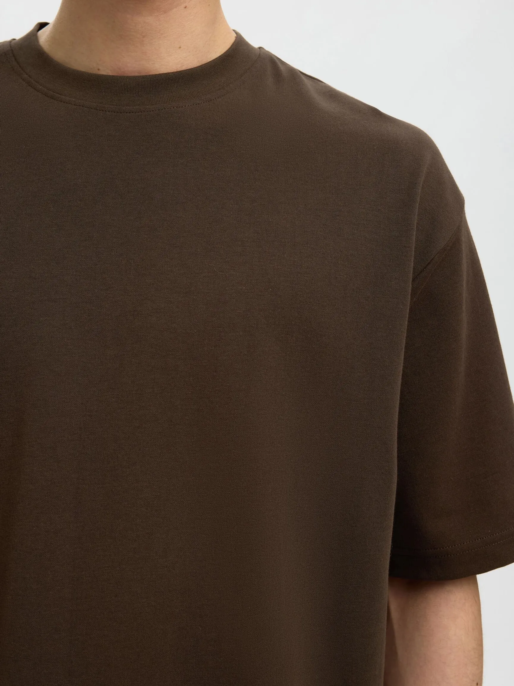 LOOSE FIT T-SKJORTE