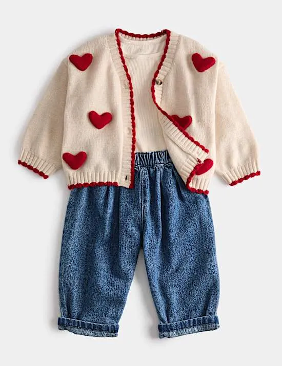 3-teiliges Outfit aus Strickjacke mit Herzmuster (0–5 Jahre)