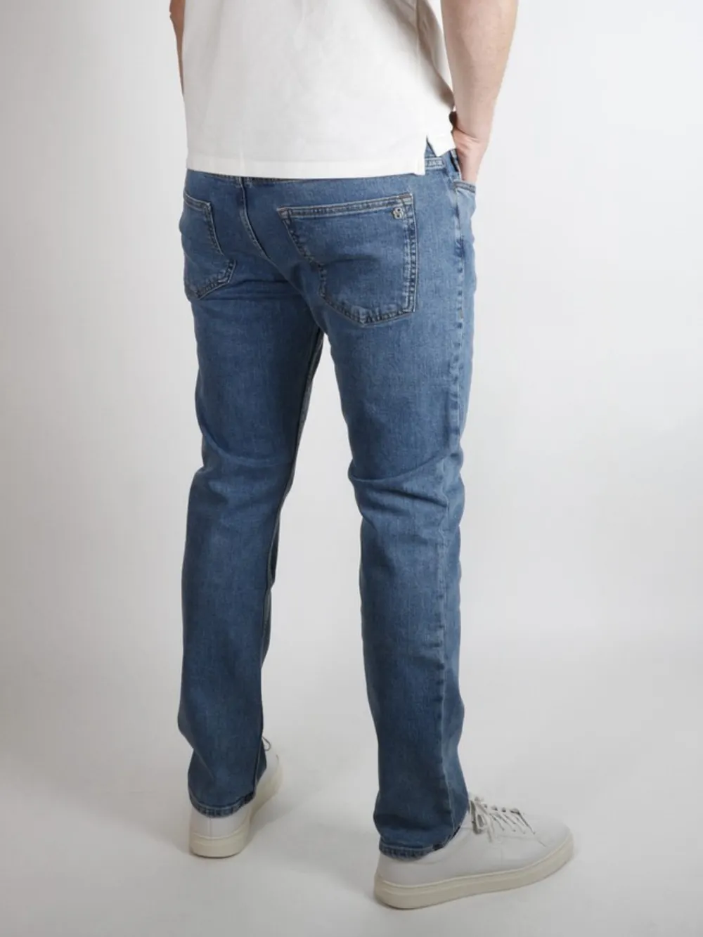 DELAWARE JEANS