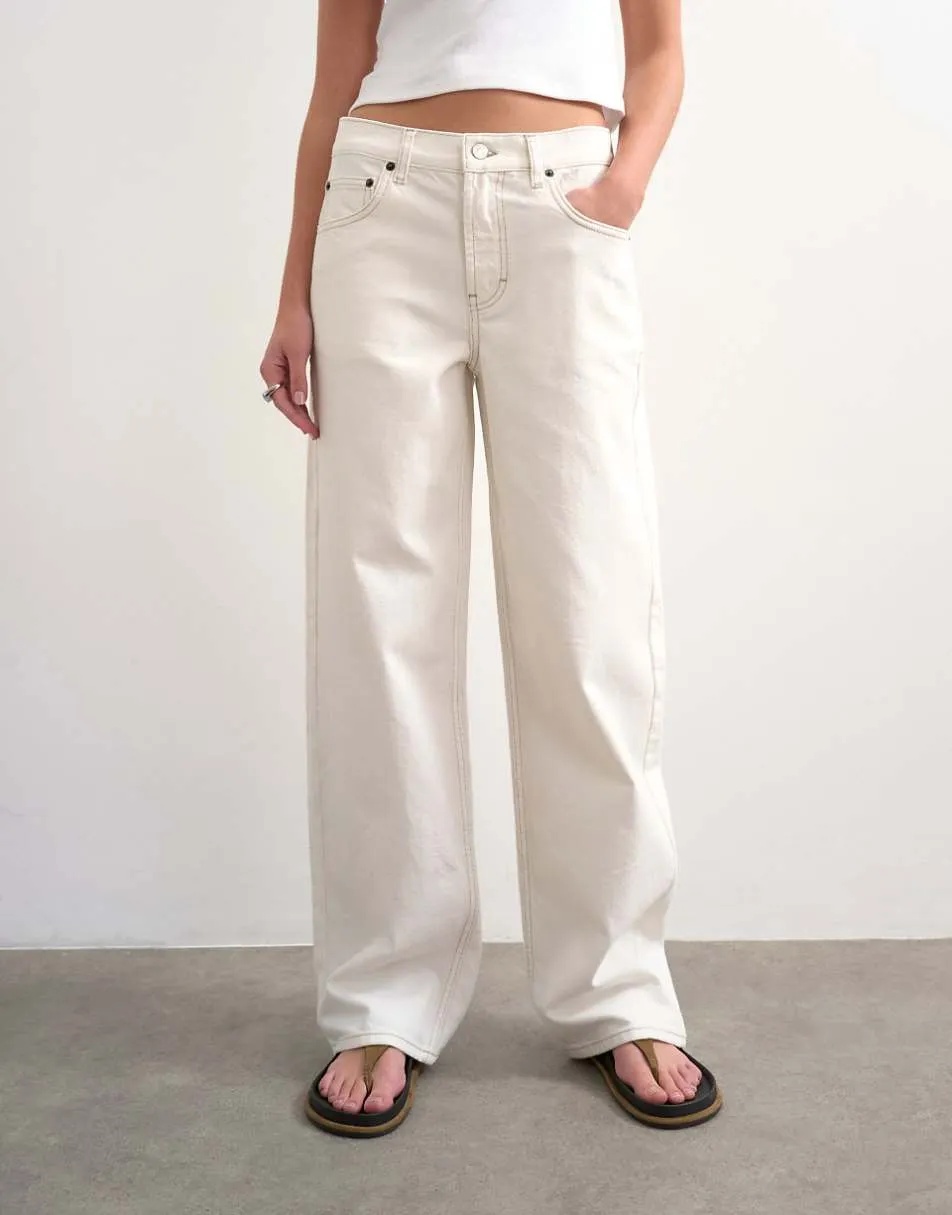 Topshop Cinch low rise relaxed jean in bone