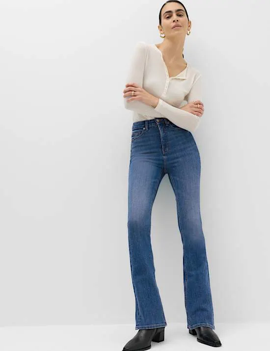 Magic Shaping-Jeans mit hohem Bund und Bootcut mit schmalem Bein