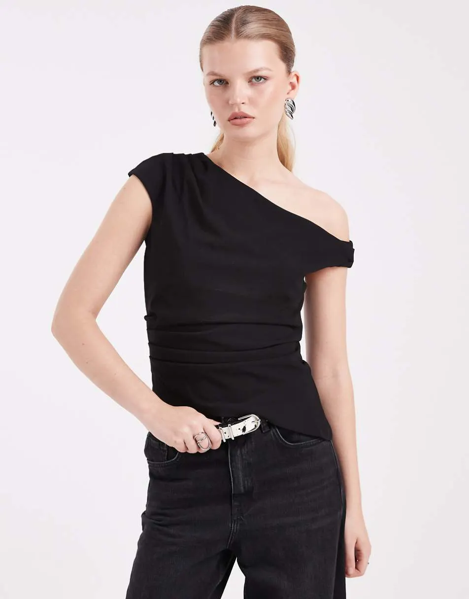 New Look fallen shoulder in black in scuba-style fabric