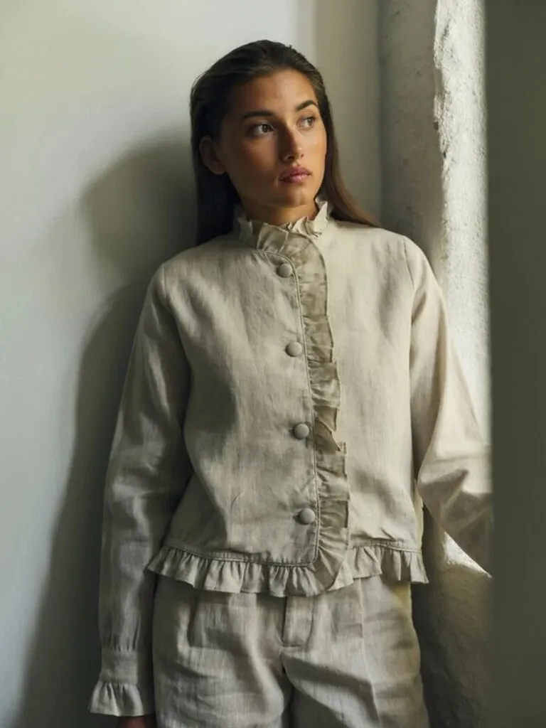 Betty Linen Jacket - Beige