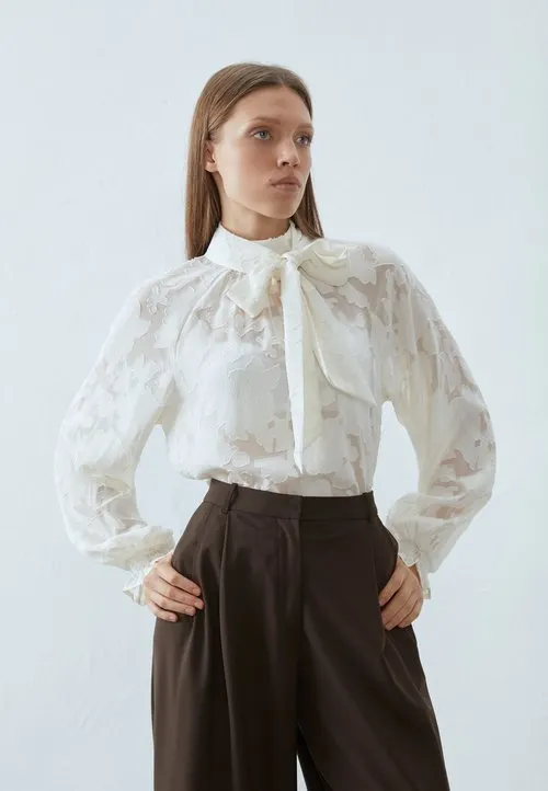 ALL OVER LACE SHEER LONG SLEEVES BOW BLOUSE - Bluse - off-white