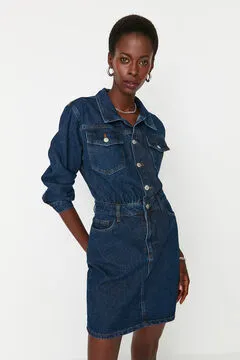 Vestido corto vaquero estilo camisa