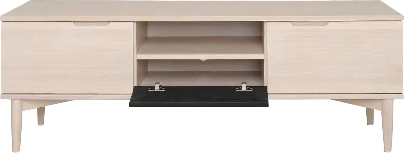 Karmøy TV-benk 140 x 41 H: 50cm, hvitpigmentert eikefiner